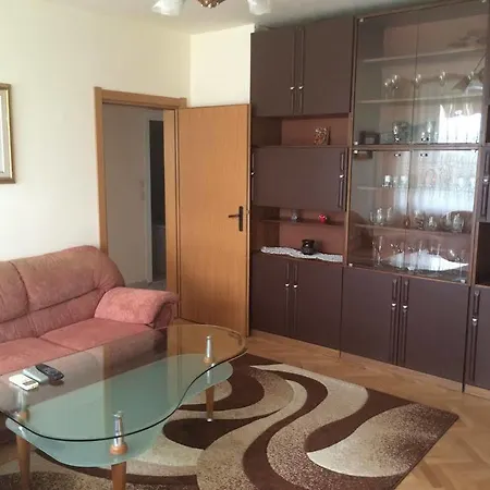 Apartment Marasha *